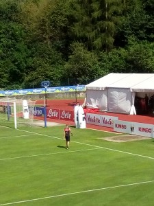 14689398374401084526368