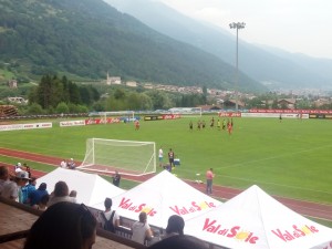 1469091614099-1805426847